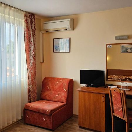 Caprice Family Hotel Várna Kültér fotó