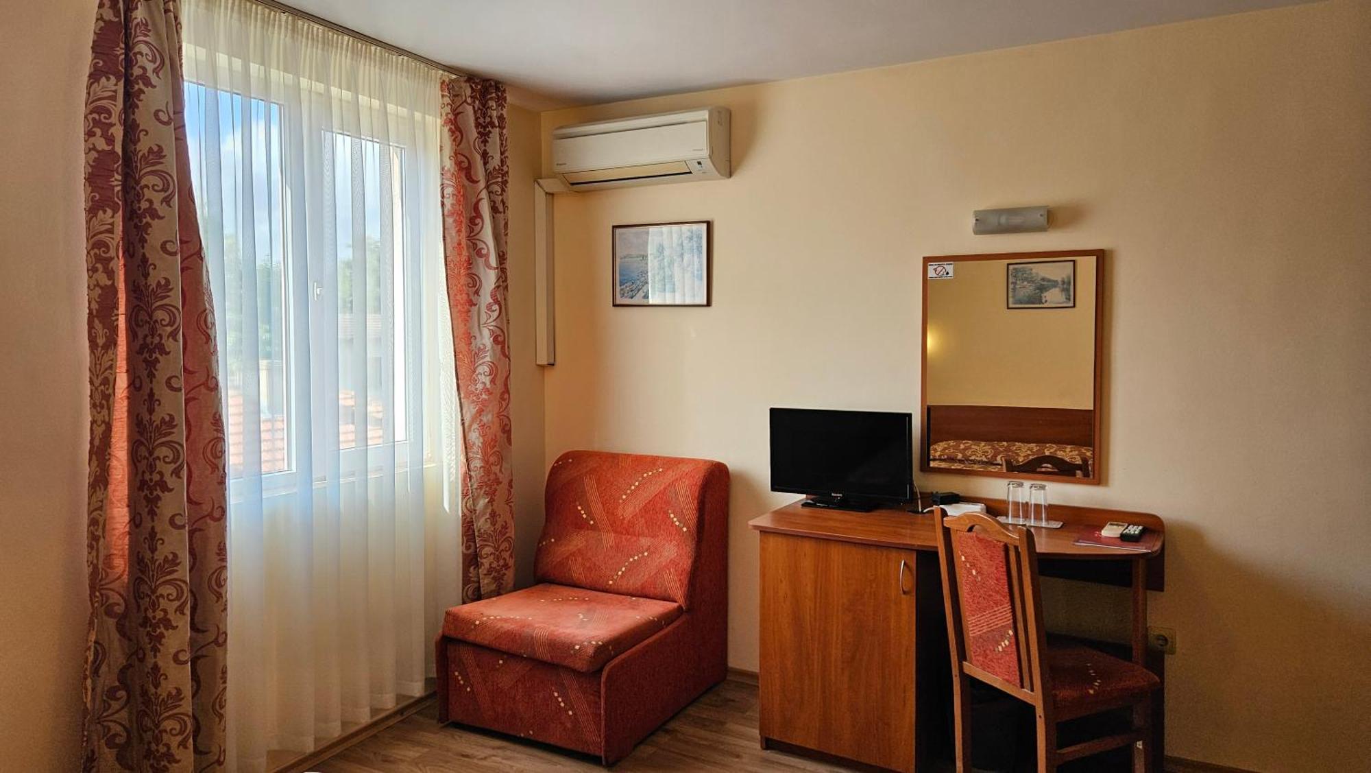 Caprice Family Hotel Várna Kültér fotó