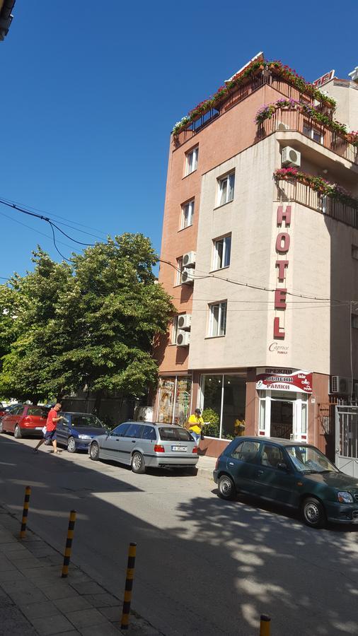 Caprice Family Hotel Várna Kültér fotó